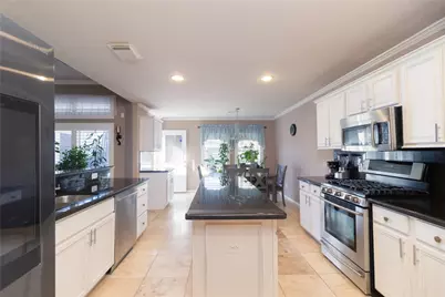 18219 Noble Forest Drive, Humble, TX 77346 - Photo 9