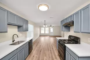 21910 Willow Shade Ln, Tomball, TX 77375 - Photo 7