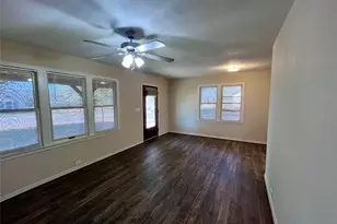 1004 N Center St, Weimar, TX 78962 - Photo 3