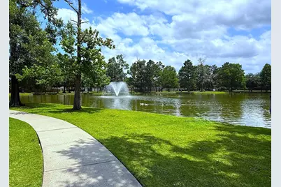 13722 McKinney Creek Lane, Houston, TX 77044 - Photo 33