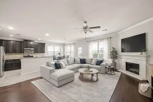 13722 McKinney Creek Ln, Houston, TX 77044 - Photo 1