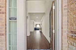 13722 McKinney Creek Ln, Houston, TX 77044 - Photo 3