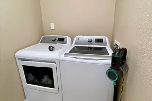 211 Mahan St, Wharton, TX 77488 - Photo 21