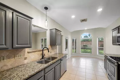 7914 Millbrook Drive, Houston, TX 77095 - Photo 15