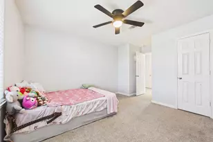 911 Marigold Rd, Baytown, TX 77521 - Photo 29