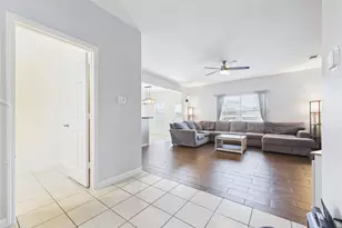 911 Marigold Rd, Baytown, TX 77521 - Photo 7