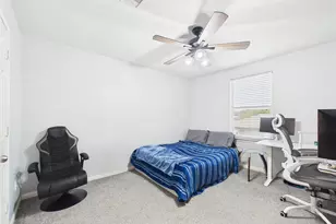 911 Marigold Rd, Baytown, TX 77521 - Photo 27