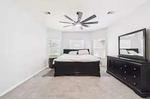 911 Marigold Rd, Baytown, TX 77521 - Photo 17