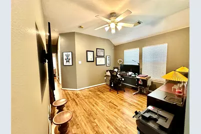 8910 Everhart Lane, Houston, TX 77040 - Photo 23