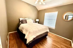 8910 Everhart Ln, Houston, TX 77040 - Photo 29