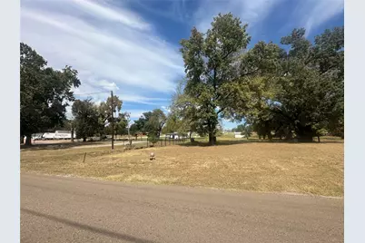 1042 W Commerce Street, Buffalo, TX 75831 - Photo 3