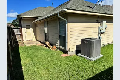 12994 Centaurus Court, Willis, TX 77318 - Photo 9