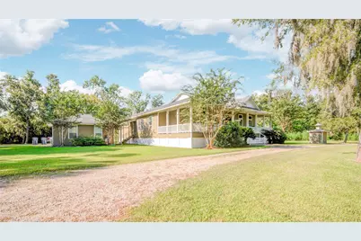 108 Buffalo Trail, Lake Jackson, TX 77566 - Photo 31