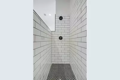 108 Buffalo Trail, Lake Jackson, TX 77566 - Photo 23