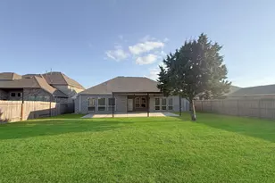 1524 N Blue Bonnet Ln, Angleton, TX 77515 - Photo 11