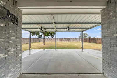 1524 N Blue Bonnet Lane, Angleton, TX 77515 - Photo 41