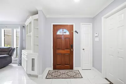8226 Misty Ridge Lane, Houston, TX 77071 - Photo 9