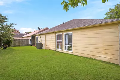 8226 Misty Ridge Lane, Houston, TX 77071 - Photo 35