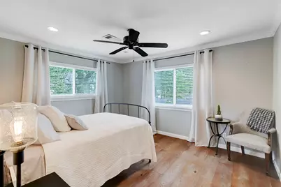1618 Hillendahl Boulevard, Houston, TX 77055 - Photo 21