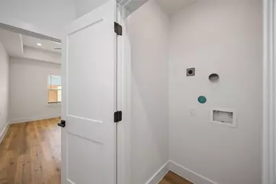 8009 Cora Street, Houston, TX 77088 - Photo 11