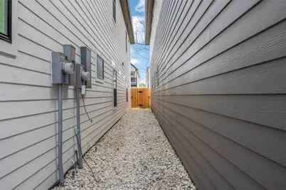 8009 Cora Street, Houston, TX 77088 - Photo 29