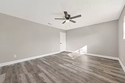 6407 Bazel Brook Drive, Houston, TX 77489 - Photo 33