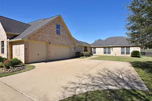 9019 Lady Laura Ln, Richmond, TX 77469 - Photo 3