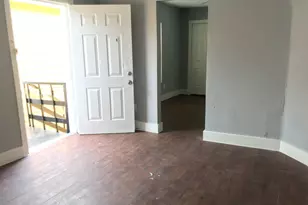 2711 Avenue K, Galveston, TX 77550 - Photo 3