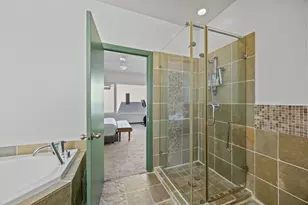 5628 Kiam St, Houston, TX 77007 - Photo 17