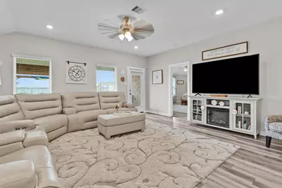 9410 Madison Avenue, Texas City, TX 77591 - Photo 15