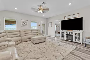 9410 Madison Ave, Texas City, TX 77591 - Photo 15
