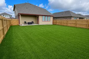 10317 Russell Pines Dr, Rosharon, TX 77583 - Photo 29