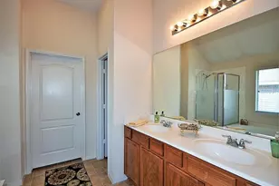 2608 Courtyard Ln, Pearland, TX 77584 - Photo 11