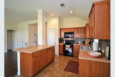 2608 Courtyard Lane, Pearland, TX 77584 - Photo 5