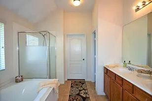 2608 Courtyard Ln, Pearland, TX 77584 - Photo 9