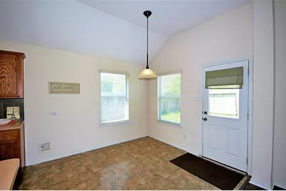 2608 Courtyard Lane, Pearland, TX 77584 - Photo 7