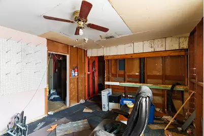 212 E Avenue B, Robstown, TX 78380 - Photo 17