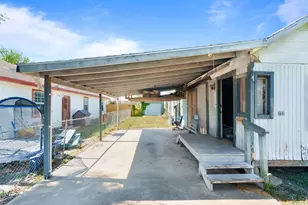 212 E Ave B, Robstown, TX 78380 - Photo 3
