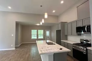 22525 E Shorewood Loop Loop E, Huffman, TX 77336 - Photo 13