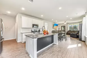 10703 Catclaw Court, Tomball, TX 77375 - Photo 5