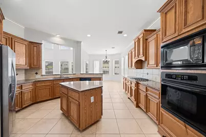 7006 Paxton Court, Sugar Land, TX 77479 - Photo 15