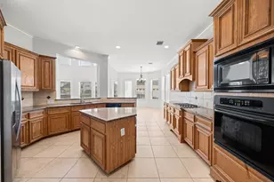 7006 Paxton Ct, Sugar Land, TX 77479 - Photo 15