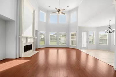 7006 Paxton Court, Sugar Land, TX 77479 - Photo 9