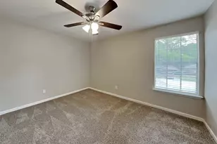 64 Hickory Oak Dr, The Woodlands, TX 77381 - Photo 13