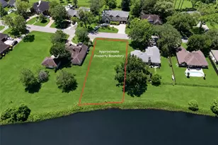 2209 Riverside Dr, West Columbia, TX 77486 - Photo 1