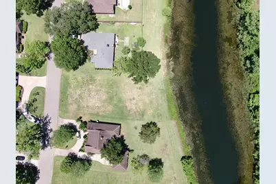 2209 Riverside Drive, West Columbia, TX 77486 - Photo 5