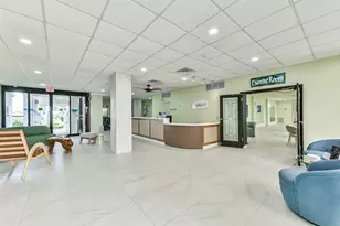 7310 Seawall Blvd, Galveston, TX 77551 - Photo 9