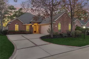 196 W Pines Dr, Montgomery, TX 77356 - Photo 1