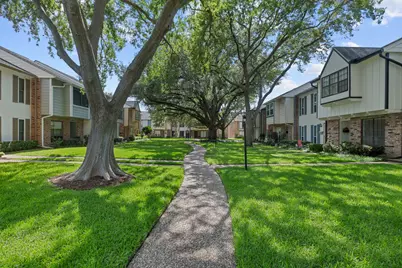 10324 Longmont Drive #47/6, Houston, TX 77042 - Photo 31
