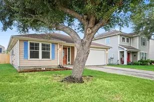 260 Rolling Brook Dr, Dickinson, TX 77539 - Photo 3